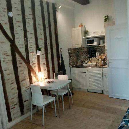 Apartamento Les Amandiers Tours Exterior foto