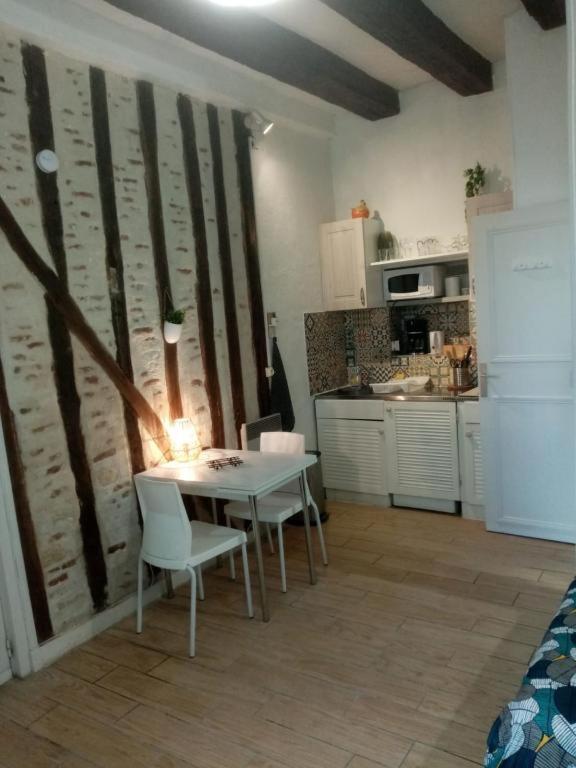 Apartamento Les Amandiers Tours Exterior foto